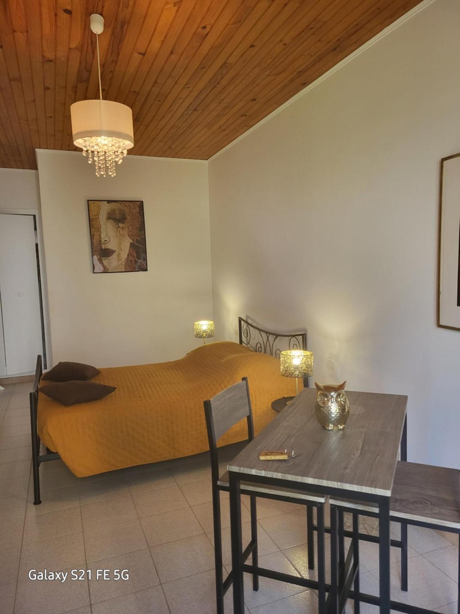 Bed and Breakfast Chez Isabelle Luri Экстерьер фото